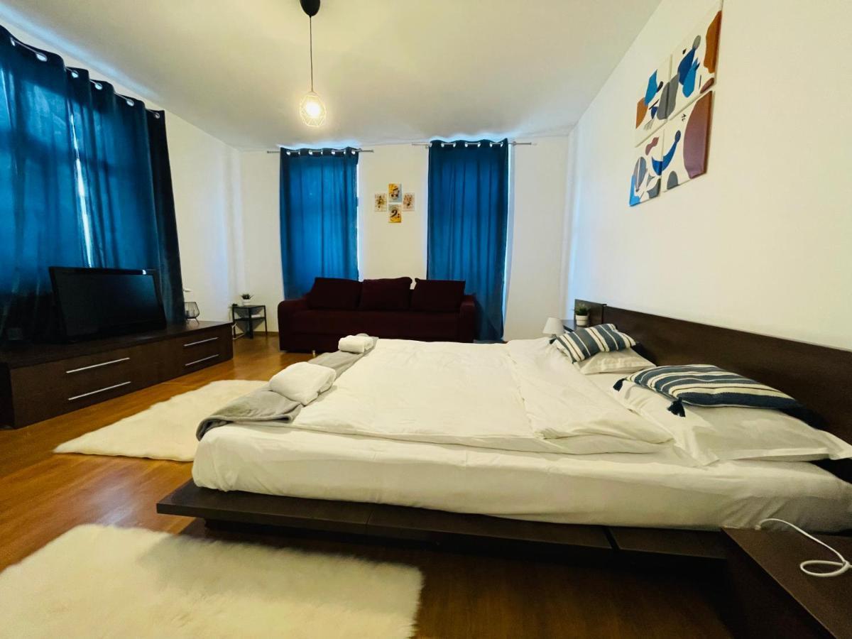شقة Londof Housing City Center براشوف المظهر الخارجي الصورة
